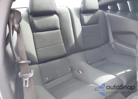 2014 Ford Mustang V6 z USA, uszkodzony, nr VIN 1ZVBP8AM5E5271549